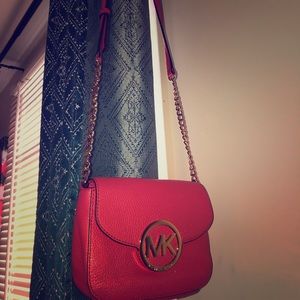 Michael kors small side satchel